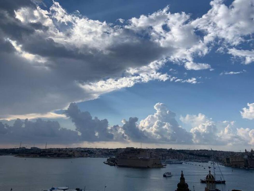 Tide 21 Savynomad Harbour Residences Valletta Exterior foto